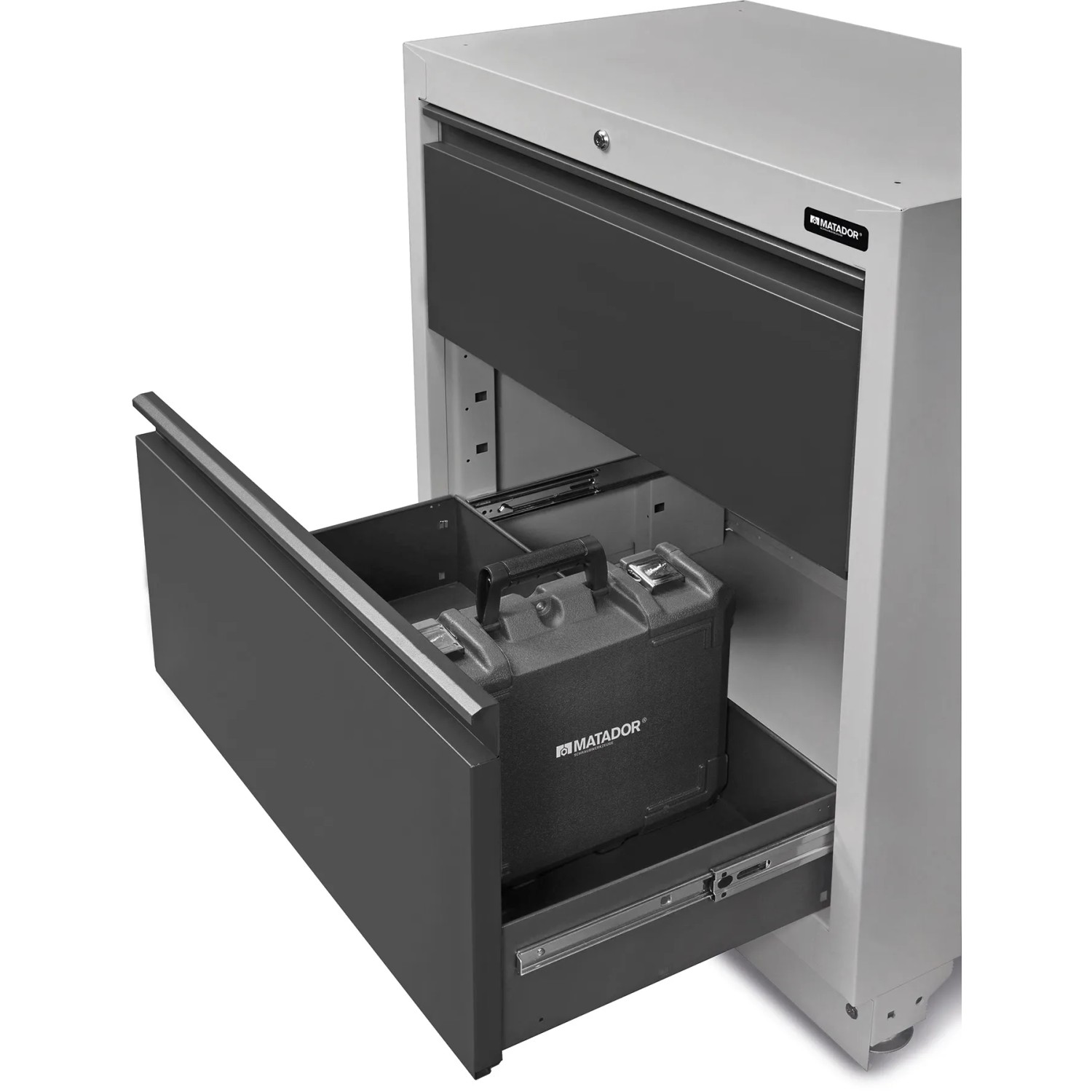 861 mm (B) x 960 mm (H)